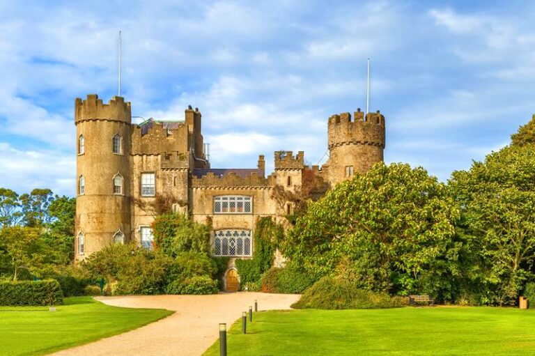 The Best Castles To Visit In Ireland (13 MUST SEE
