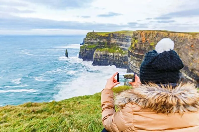 What to wear for the Cliffs of Moher