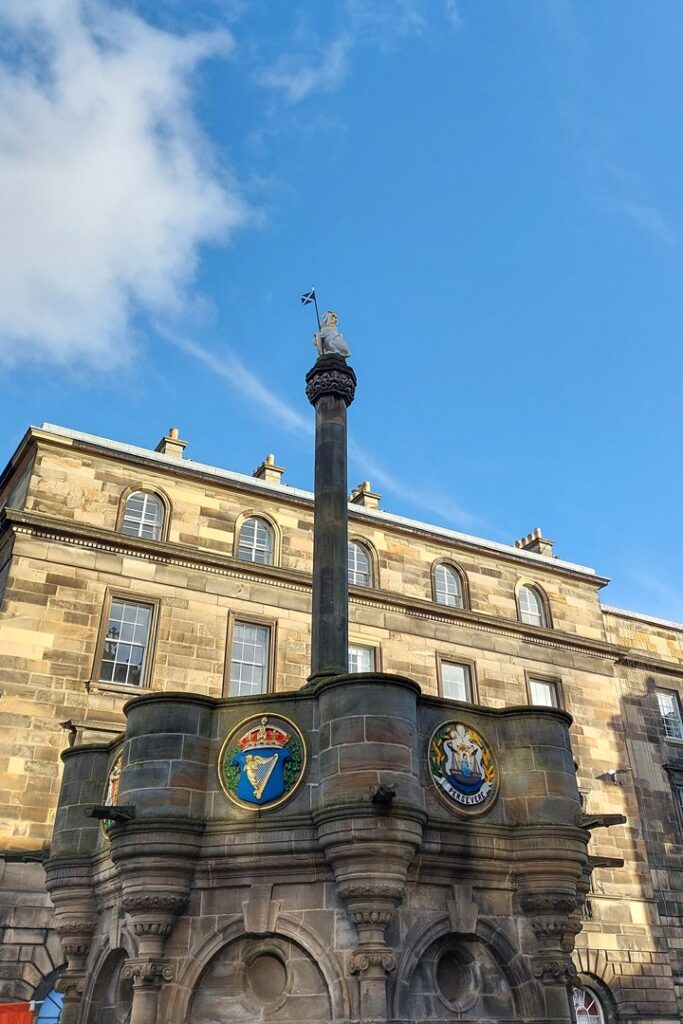 Mercat Cross