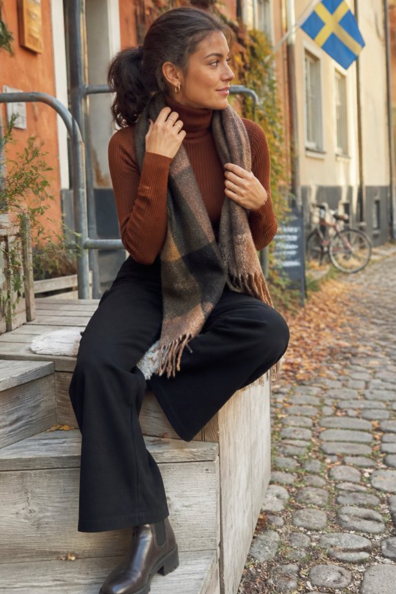 autumn warmth ribbed elegance